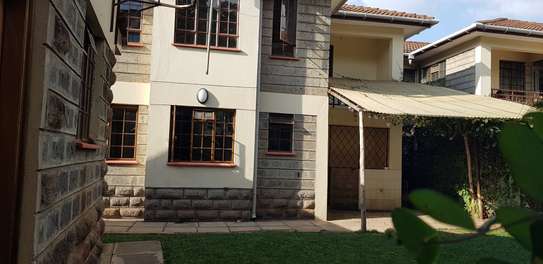 5 bedroom townhouse for rent in Lavington image 3