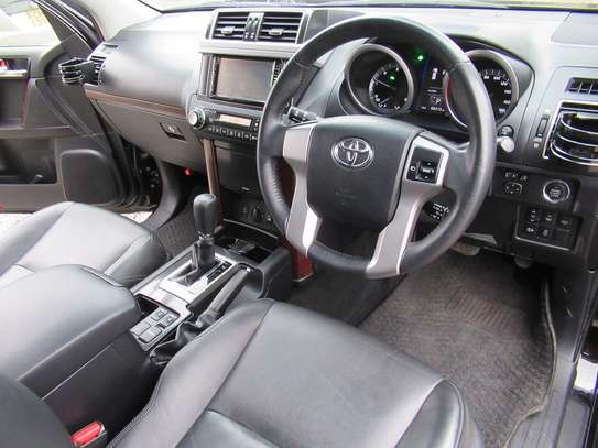 Toyota Landcruiser Prado Diesel 2015 model image 8