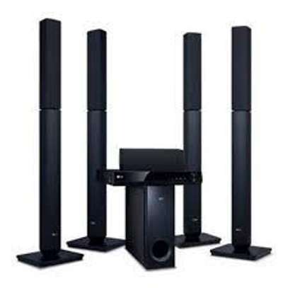 NEW BASS HOME THEATRE LG LHD657 image 1