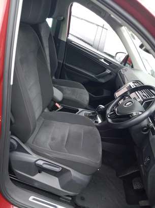 Volkswagen Tiguan Redwine 2018 image 9