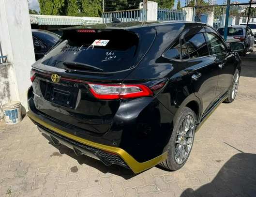 Toyota Harrier black pararomic sunroof 2020 image 10