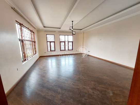 5 Bedroom All Ensuite Mansion For Sale In Muthaiga North image 10