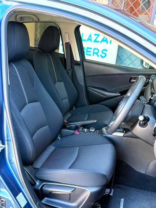 Mazda demio   petrol image 5