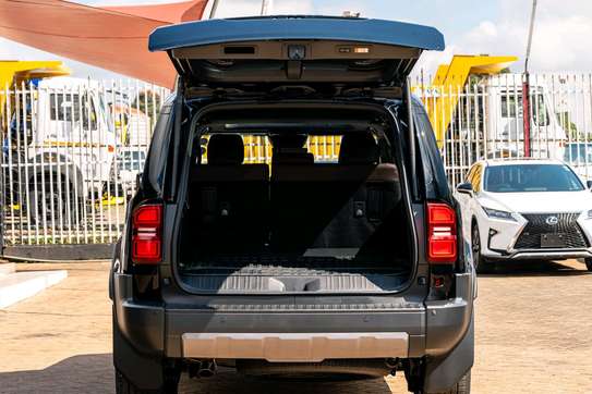 2024 Toyota landcruiser Prado  j250 ZX image 3