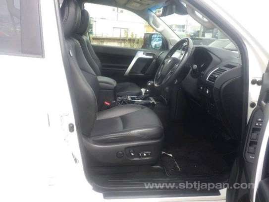 Toyota prado image 4