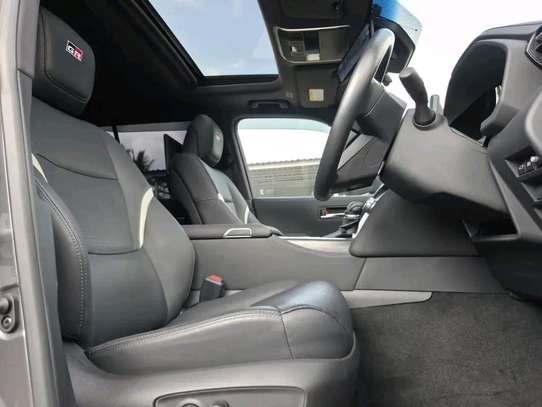 Toyota landcruiser GR image 9