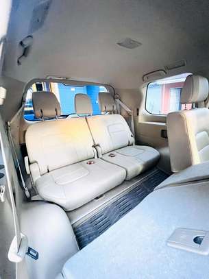 Toyota Land cruiser 4.6 V8 ZX 2017 model white fully loaded image 8