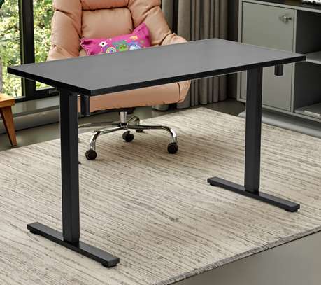 Standing Desk: Black Standing Office Desk In  Vihiga image 3