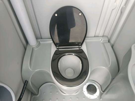 Portable Toilets Hire services image 2