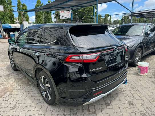 Toyota harrier 2019 model image 2
