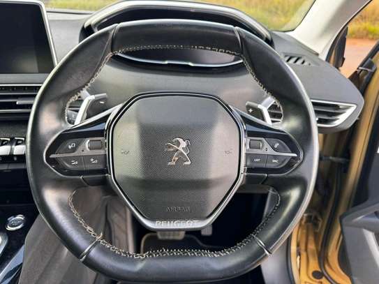 PEUGEOT 3008 image 10