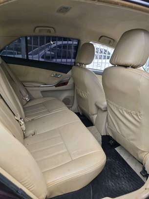 toyota premio used slightly image 8
