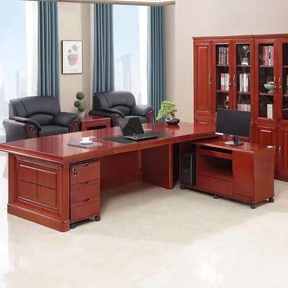 Office Desks:1.8m Executive Mahogany Office Desk In Mwembe image 2