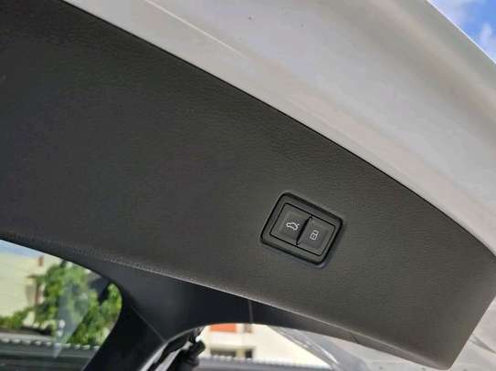 Audi SQ5 white 2021 Sunroof image 9