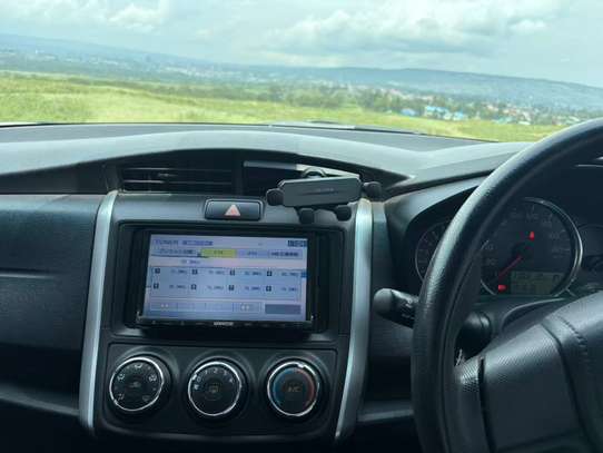 2017 Toyota Fielder image 7