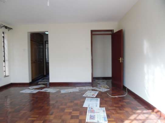 3 bedroom apartment for sale in Kilimani image 8
