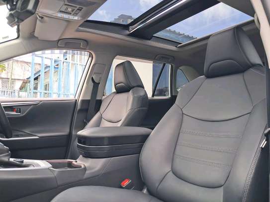 Toyota Rav4 2020 image 8