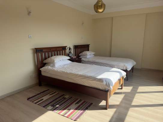 Serviced 3 Bed Apartment with En Suite at Rhapta Road image 14