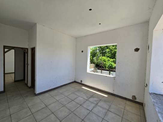 2 Bed Apartment with En Suite at Mtambo image 5