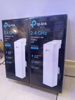 Tp-link CPE210 2.4ghz 300mbps 9dbi Outdoor CPE image 1
