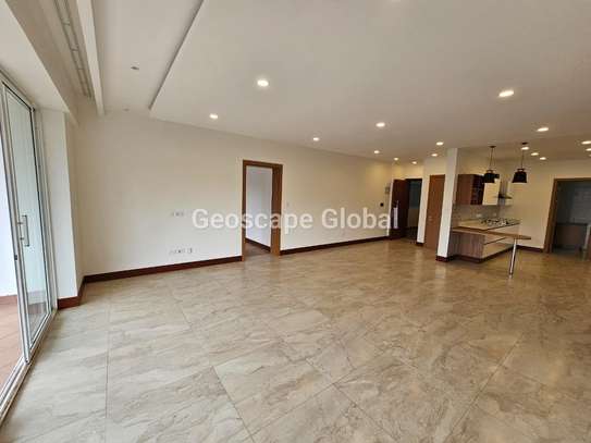 3 Bed Apartment with En Suite in Muthaiga image 4