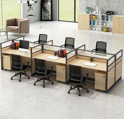6-Way Modular Modern Office Workstation image 5