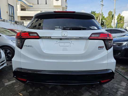 Honda vezel 2018 White image 3