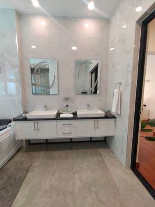 4 Bed Apartment with En Suite in Lower Kabete image 2