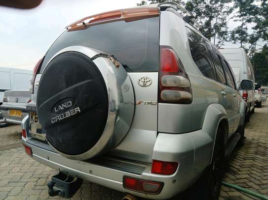 Toyota Prado j120 3400cc image 4