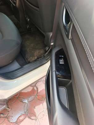 Mazda CX-5 sunroof on sale image 8