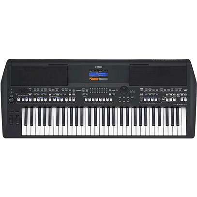 Yamaha keyboard psr600 image 2
