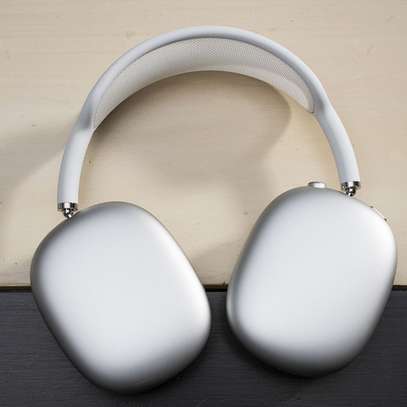 Apple AirPods Max Headphones image 1