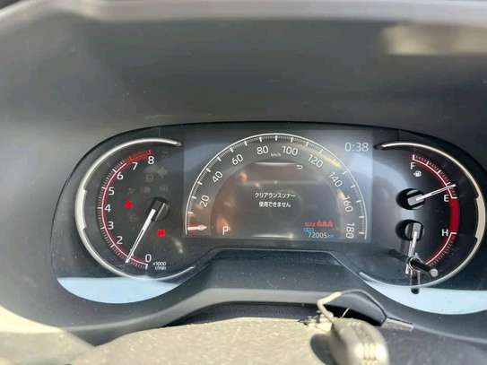 Toyota Rav4 Adventure sunroof image 8