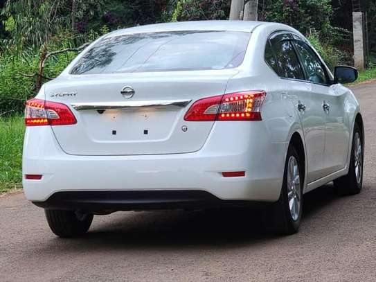 2016 NISSAN SYLPHY image 4
