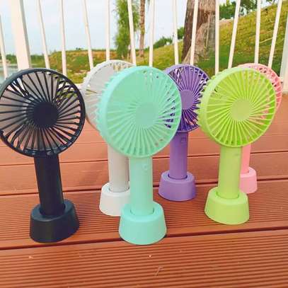 3 Speed Personal Fan with stand - Rechargeable image 3
