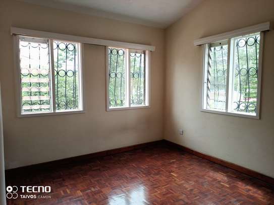4 Bed House with En Suite at Baringo Dr image 10