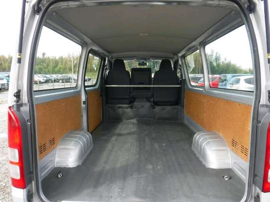Hiace manual Diesel (MKOPO/HIRE PURCHASE ACCEPTED) image 9