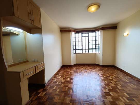 4 Bed Apartment with Borehole at Rhapta Rd image 7