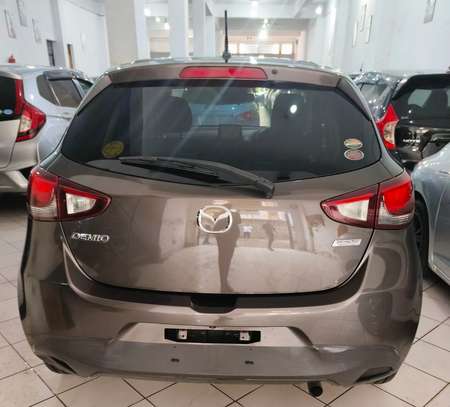 Mazda Demio 2016 image 4