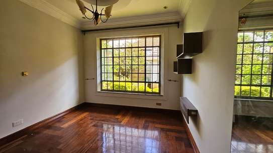 3 Bed House with En Suite in Runda image 3