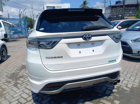 TOYOTA HARRIER NEW CAR. image 8
