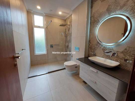 Furnished 3 Bed Apartment with En Suite at City Park Drive image 16