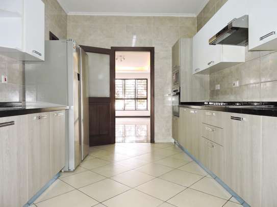 3 Bed Apartment with En Suite in General Mathenge image 27