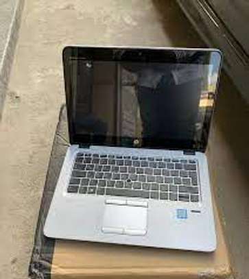 HP EliteBook 820 G3 Intel Core I7 6th Gen 8GB RAM 256GB SSD image 2