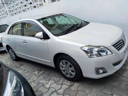 Toyota Premio old shape on sale image 5