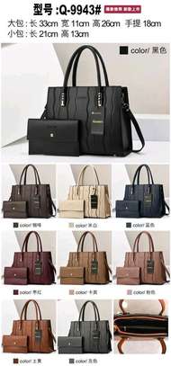QUEEN WOMEN HANDBAGS image 1