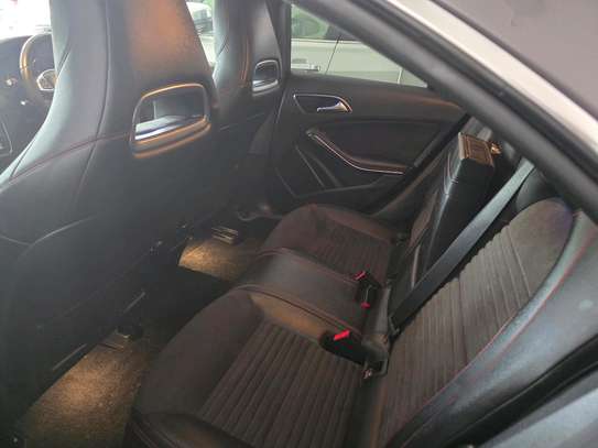 Mercedes Benz Cla180 image 5