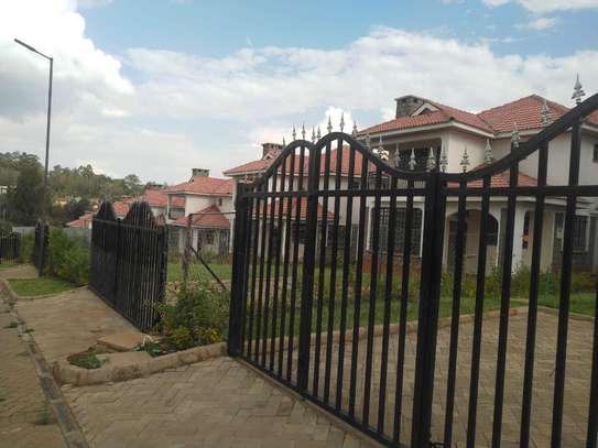 Beautiful 4 BR Houses plus Sqs in Ngong image 3