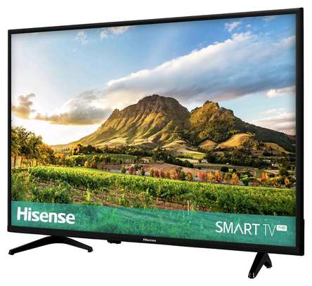 Hisense 32 inch Smart tv image 3