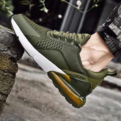 *Air Max 270 jungle green*

*SIZES:40--45*

*Price:3500 image 3